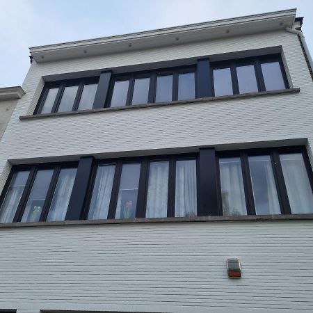 Bb Guesthouse Wezembeek-Oppem Екстериор снимка